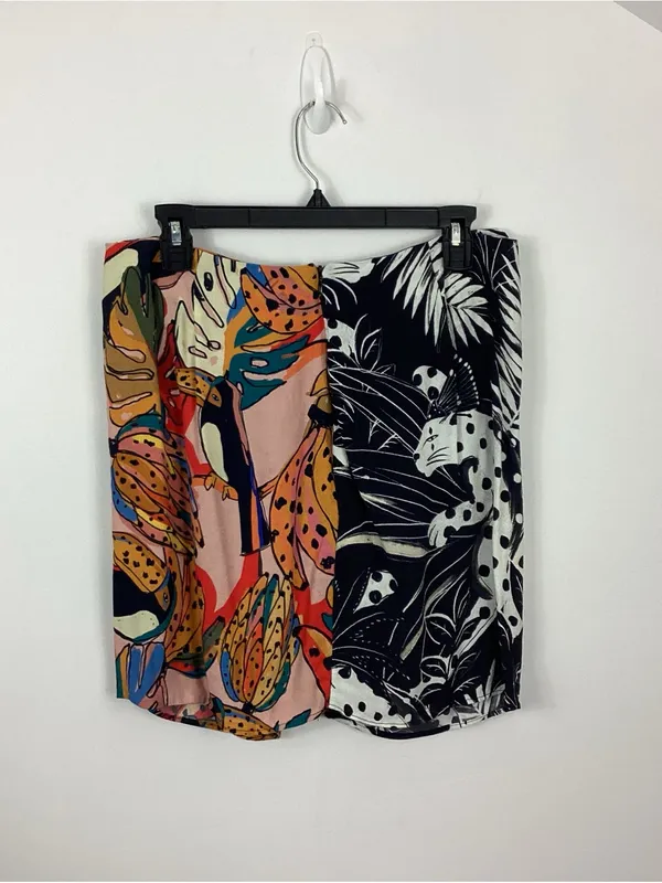 FARM Rio Tropical Twist Front Skirt Size Large - Image 3