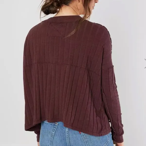 We the Free Free People In The Mix Henley Top in Magic Berry W-295 Sz M - Image 3