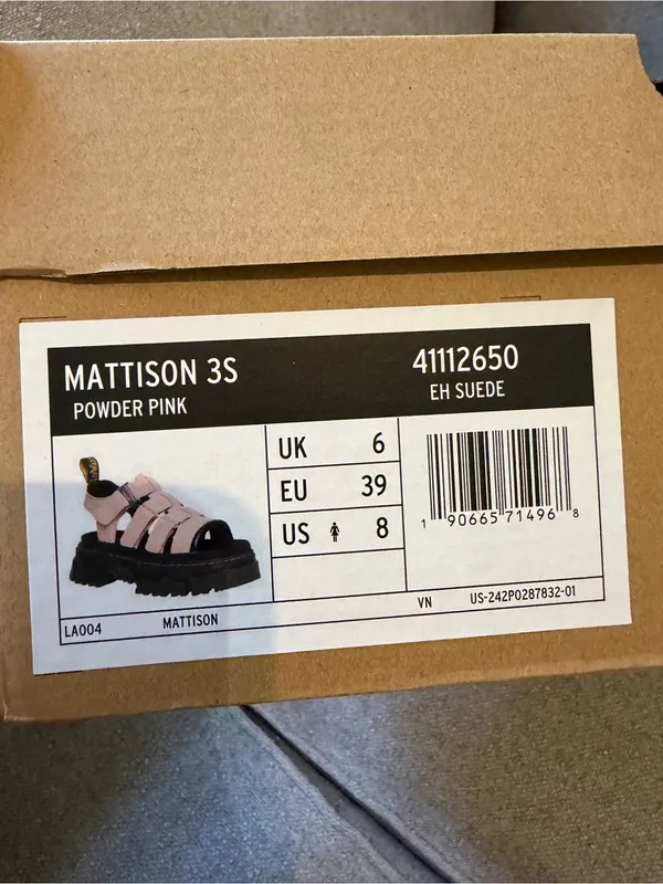 Dr. Martens Mattison Pink Suede Platform Sandals Size 8 NIB - Image 4