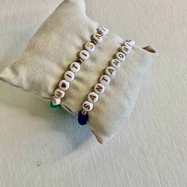 Santa Monica Beaded Bracelet Set White - Image 5
