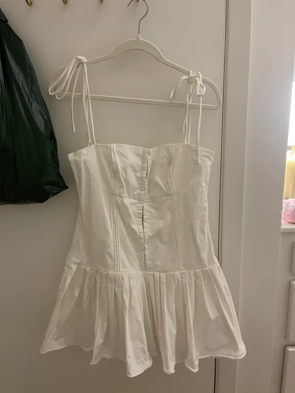 Edikted Perri Pleated Dress - Image 2