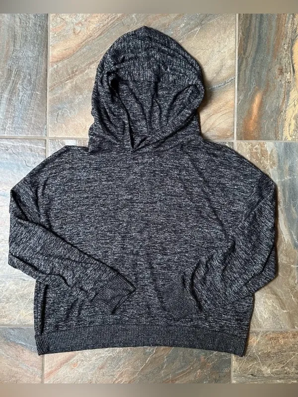 Gap Softspun Crop Hoodie Women’s Size Large Black Marl - Image 2