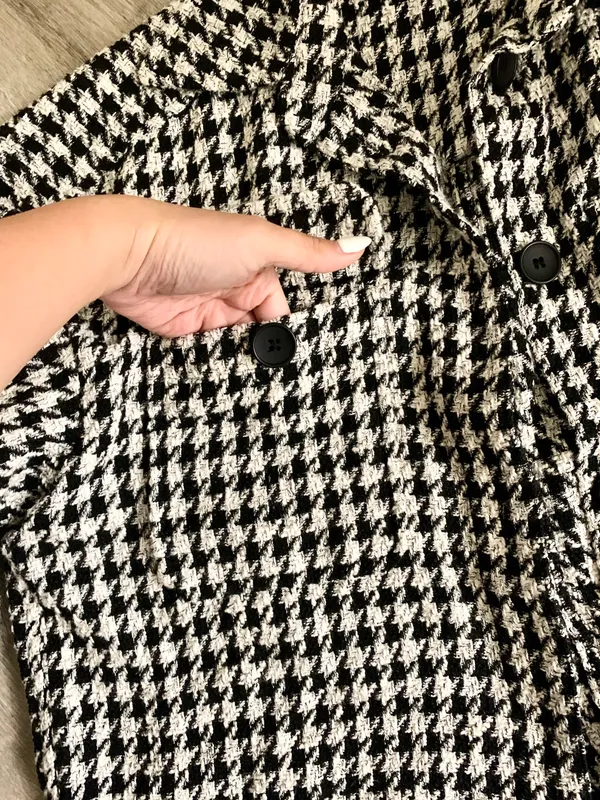 H&M Houndstooth Oversized Jacket Size S/M - Image 4