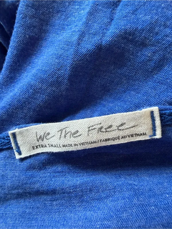 We The Free Blue Long‎ Sleeve Scoop Neck Snap Sleeve Tee XS - Image 4
