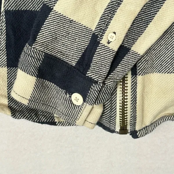Arizona Jean Co Women‎ Jacket Sz S Buffalo Plaid Flannel Shacket Gorp Outdoors - Image 5