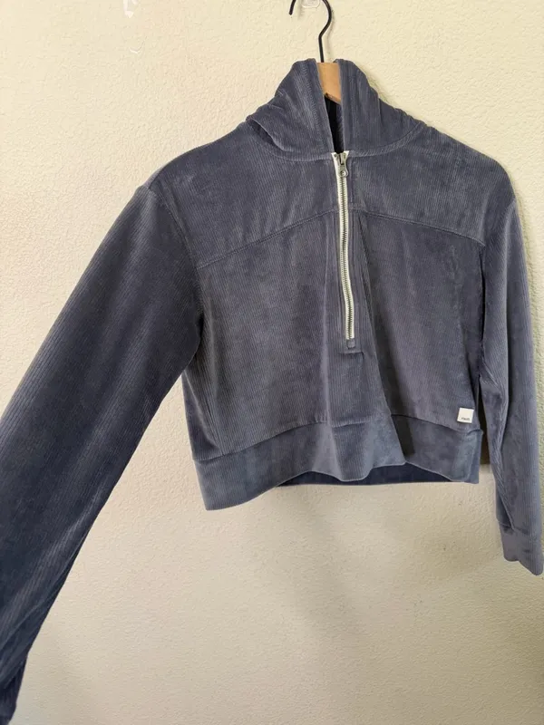 Vuori Women's Haven‎ Half Zip Jacket Hoodie in Azure Blue Velour Womens Size XS - Image 4