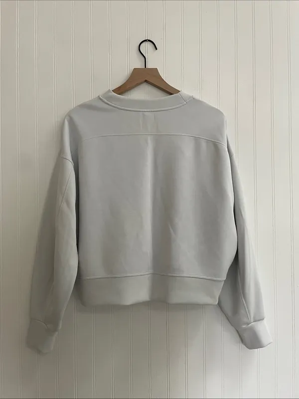 LULULEMON Softstreme Perfectly Oversized Cropped Crew in Vapor Size 8 - Image 3