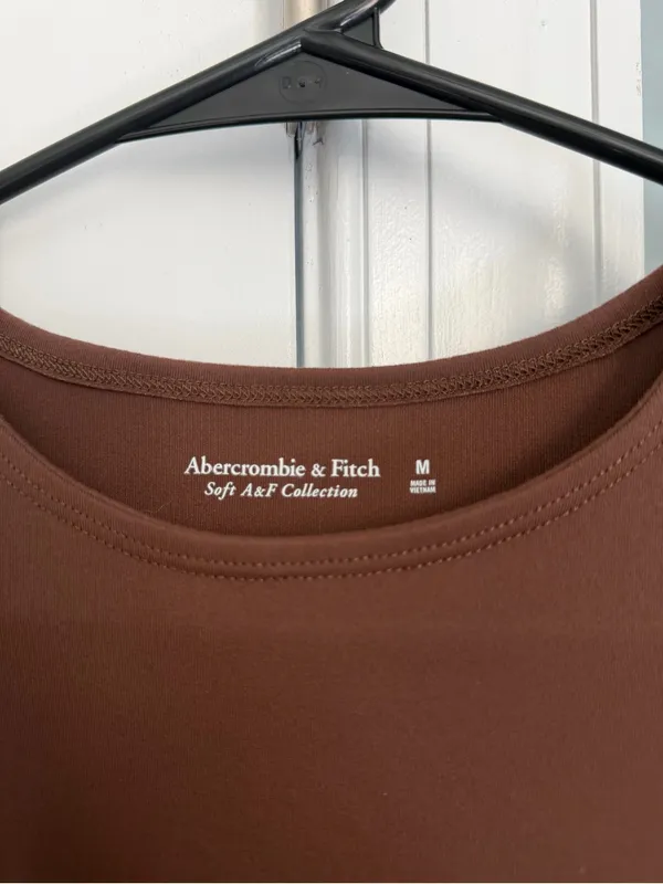 Abercrombie & Fitch Brown Bodysuit - Image 4