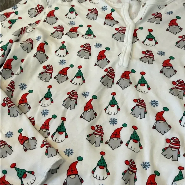 Roller Rabbit womens XS Pima cotton Festive gnome Pajama lounge Top - Image 3