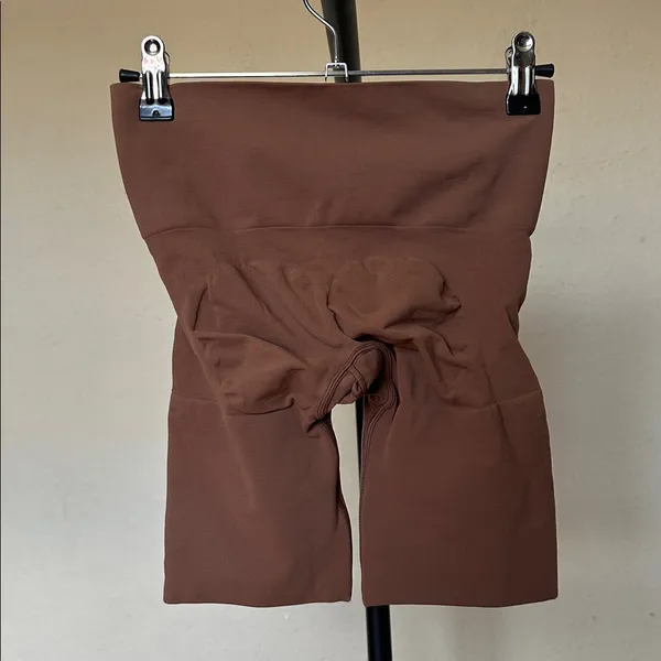 SKIMS‎ SEAMLESS SCULPT BUTT LIFTING SHORT size M - Image 2
