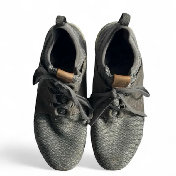 New Balance Gray Athletic Shoes with Seamless Upper size 9.5 - Image 7