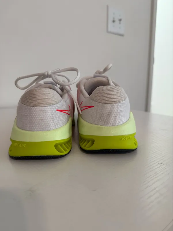 Nike Metcon Shoes - Image 4