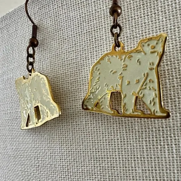 Sea World polar bear earrings Gold - Image 2