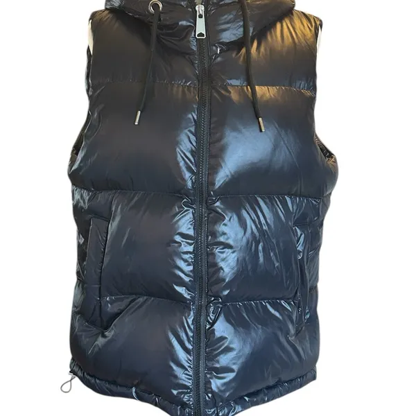 Details International Black Puffer Vest Large Versatile Transitional - Image 2