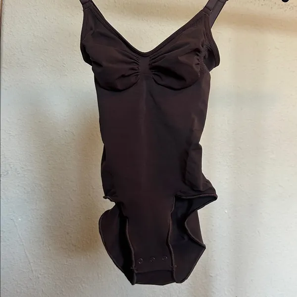 SKIMS‎ Sculpting Brief Bodysuit Shapewear Espresso NWOT size S - Image 7