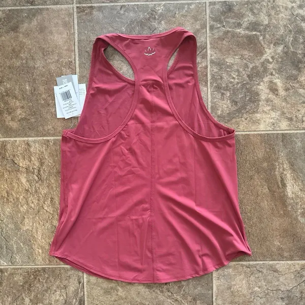 Beyond Yoga Powerbeyond Lite Resilient Tank Wine Size Small - Image 7
