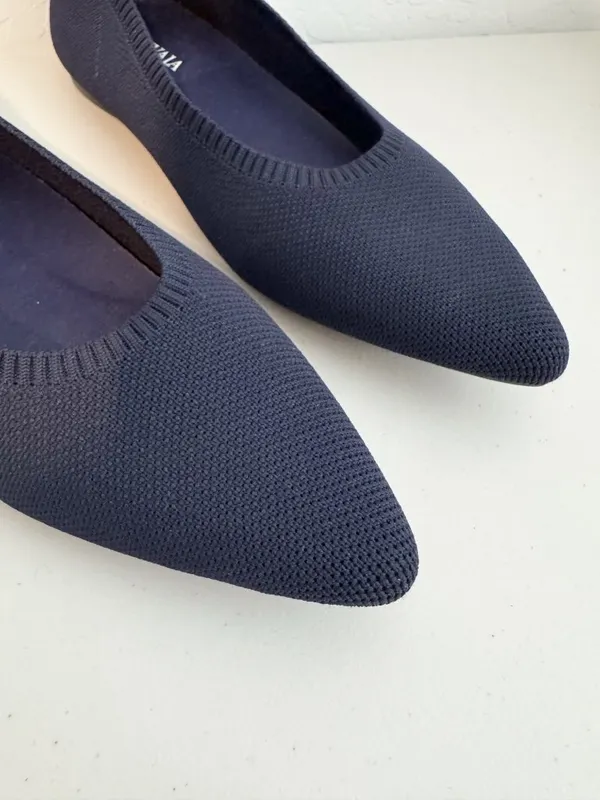 Vivaia Aria Pointed Toe Ballet Flats Size 9.5 Navy Blue Classic Minimalist Chic - Image 4