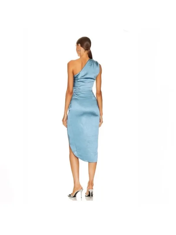 Elliatt Cassini Asymmetrical Midi Dress in Blue - Image 3