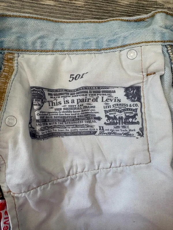 Levi’s 501 Denim Shorts - Image 6