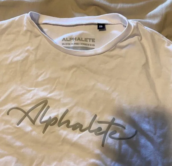 Alphalete crop top - Image 2