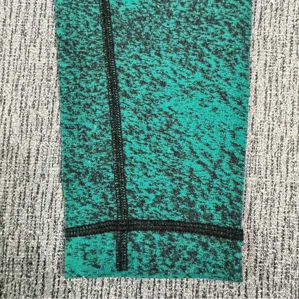 Lululemon Women’s Leggings - Image 3