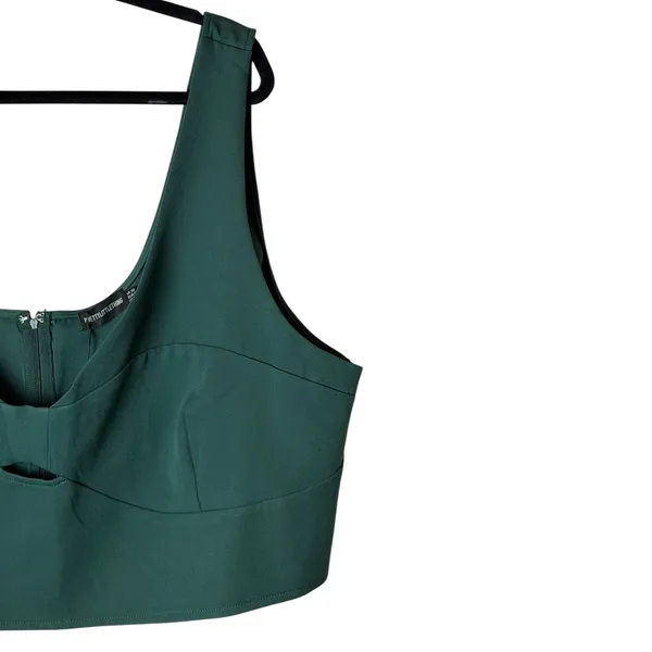 PrettyLittleThing Shirt Women 30 Teal Green Plus Size Woven Bralet Crop Top‎ NWT - Image 4
