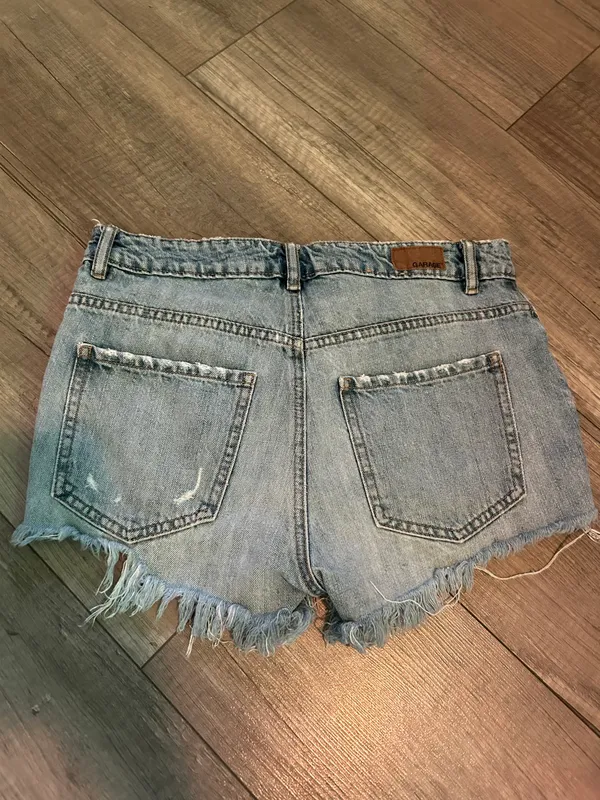 distressed denim shorts - Image 2