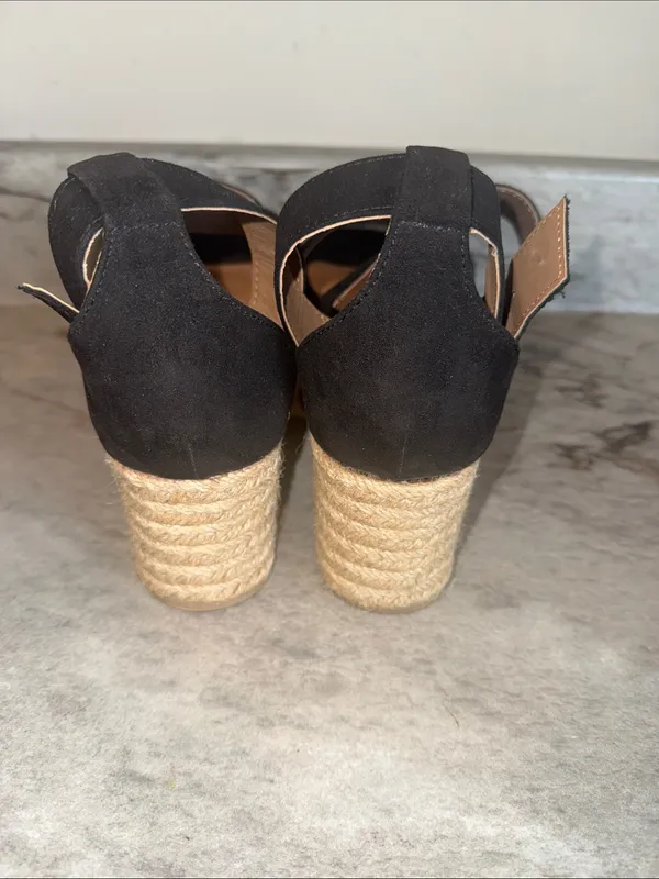 Qupid Black Platform Espadrille Sandals with Ankle Strap - Image 4