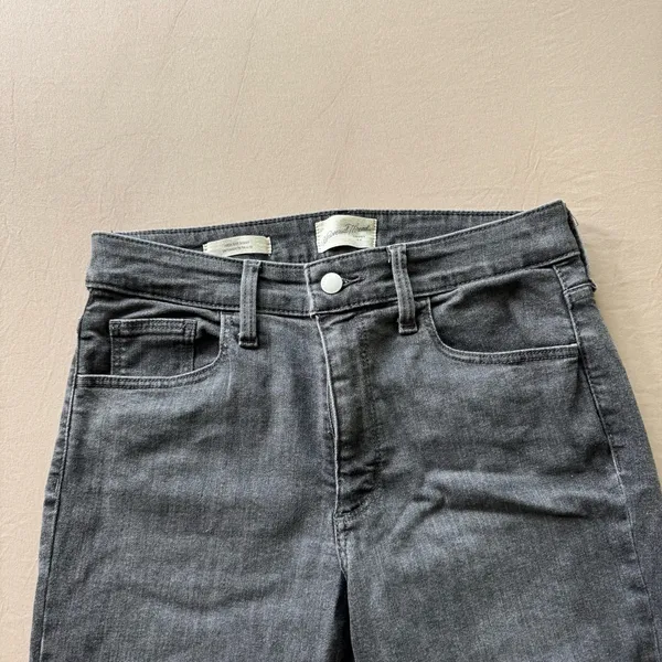 Universal Thread High Rise Skinny Jeans - Image 6