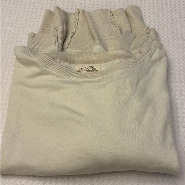 NEW! WE THE FREE PEOPLE Camden LARGE Gray Opal Cream Off-Shoulder Sweatshirt - Image 14