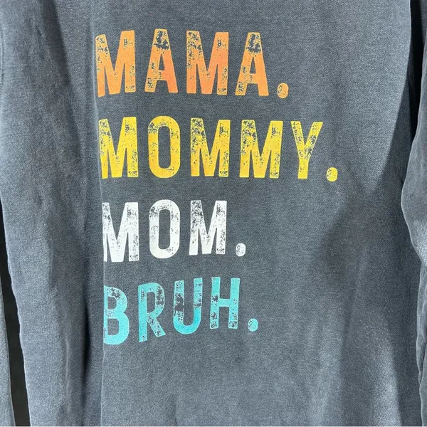 Comfort Colors‎ Washed Grey Mama Graphic Print Sweatshirt - Image 2
