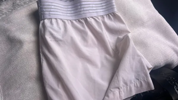 White Nike Shorts Dri-Fit Running - Image 2