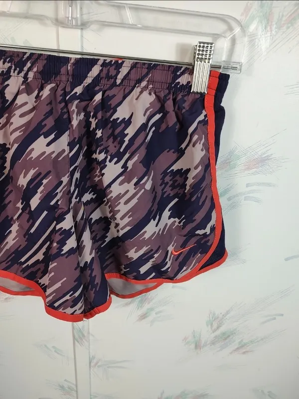 Nike Dri-Fit Purple Printed Shorts - Image 3
