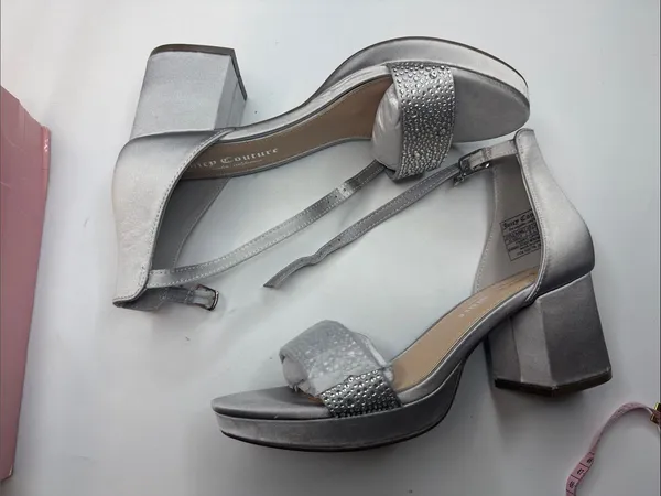 Juicy Couture Women's Nelly Rhinestone Two-Piece Platform Dress Sandals Size 8 - Image 3