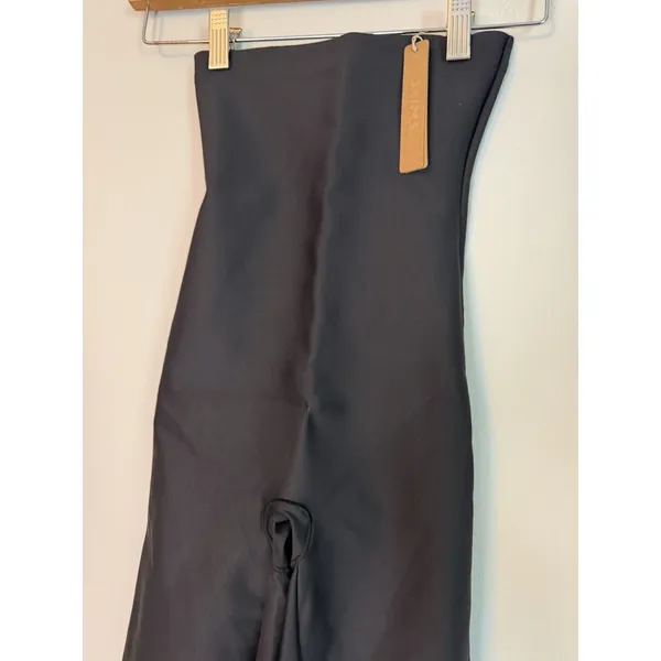 SKIMS Body Core Sculpt High Waisted Short Shapewear Black Onyx Small NWT $78 - Image 3