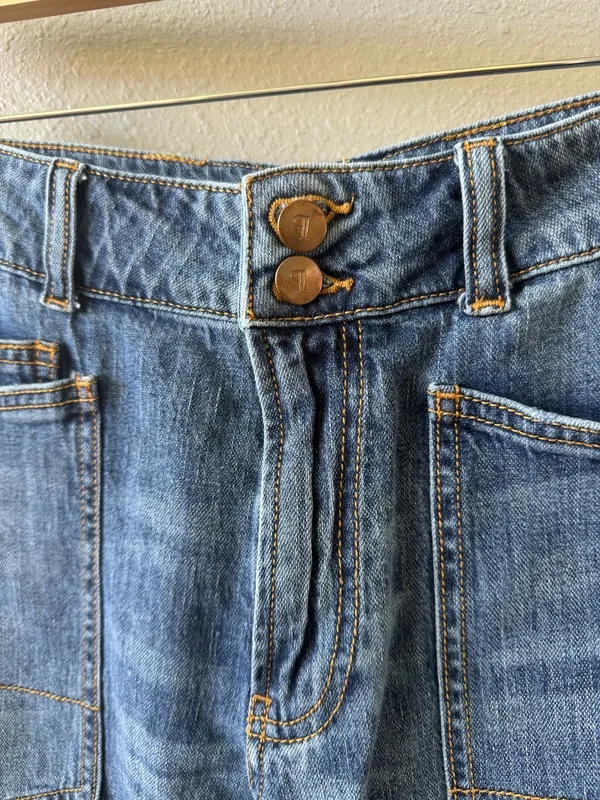 Anthropologie The Wanderer Cuffed Relaxed-Leg Jeans by Pilcro - Image 3