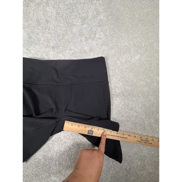 Athleta‎ Mid Rise Elation 8in Inseam Athletic Yoga Biker Shorts Small Black - Image 7