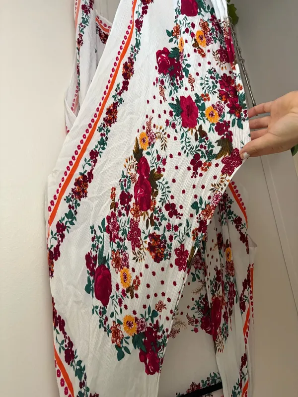 Rue 21 Floral Poncho - Image 2