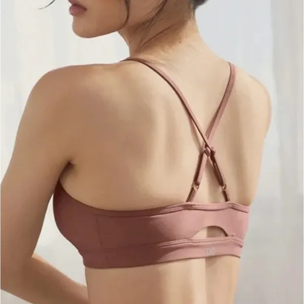 Alo Airlift Intrigue Sports Bra Chestnut Brown Small - Image 3