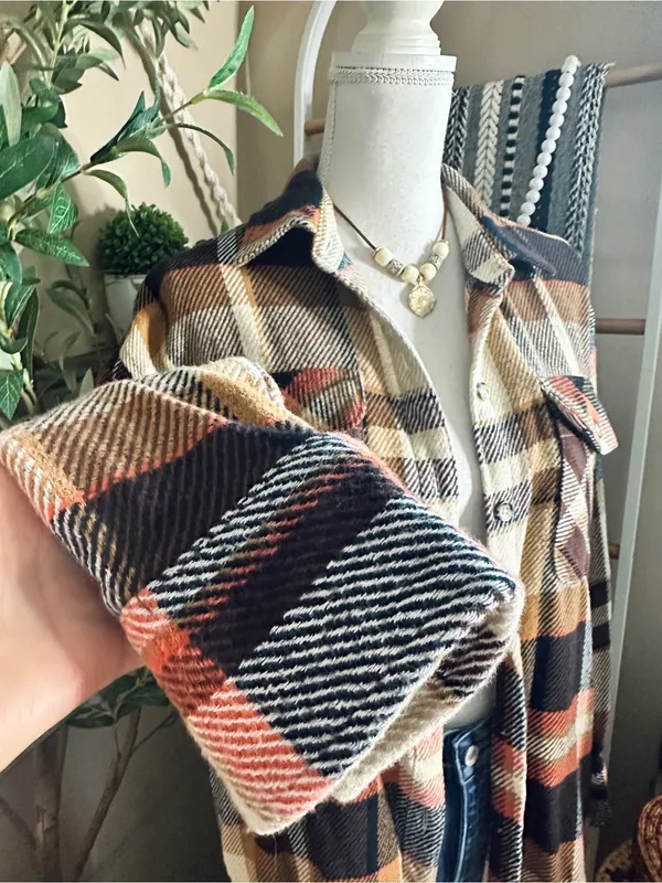 Natural Reflections Plaid Flannel Button Up Shirt Fall Shacket Small - Image 3