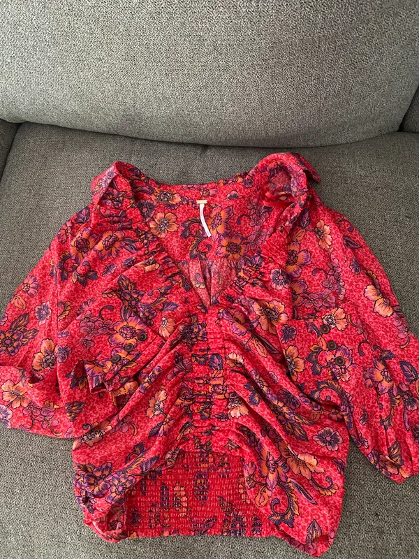Top - Image 2