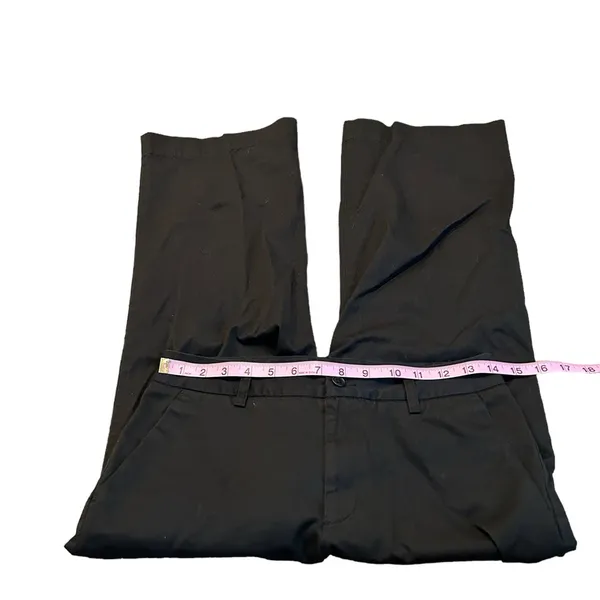 GAP Cropped Black Pants - Image 3