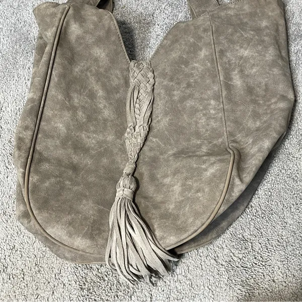 DV by‎ Dolce Vita Large Gray Taupe Fringe Hobo Bag - Image 11