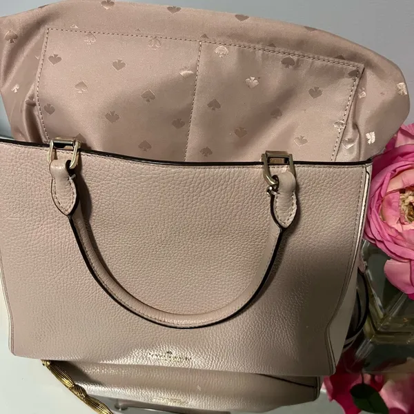 Kate Spade Cream Satchel with Elegant Design - Image 3
