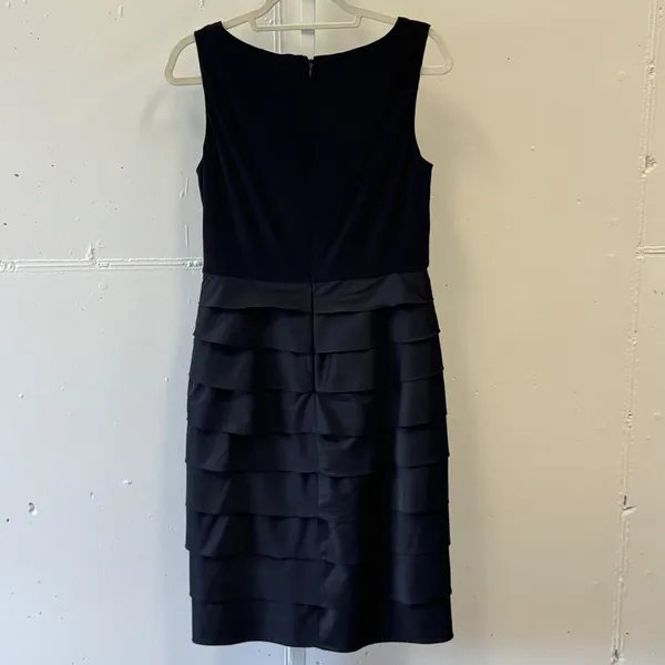 Adrianna Papell 2010s Tiered Ruffle Cocktail Dress Sleeveless V-Neck Size 12‎ - Image 2
