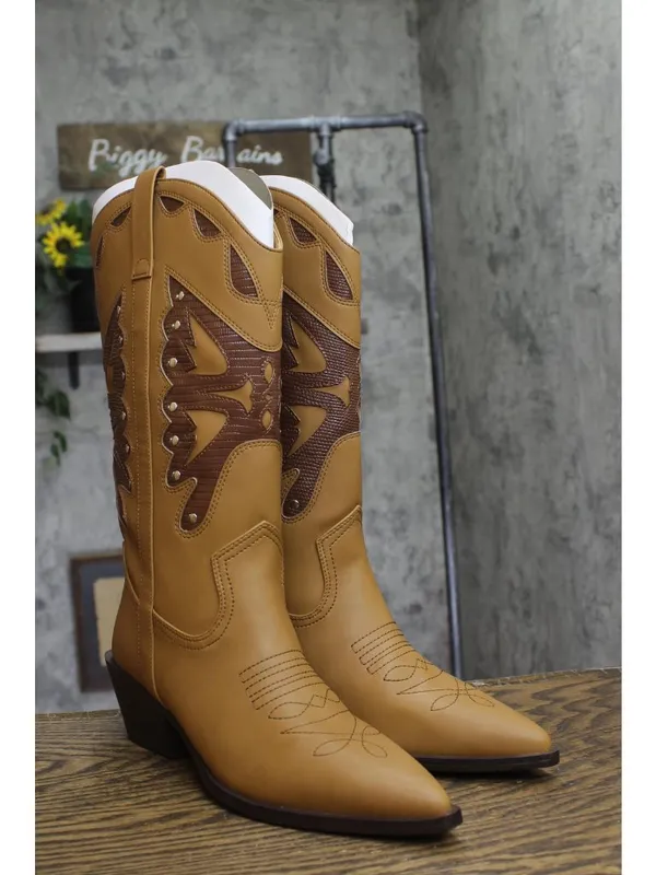 NWT Madden Girl Faux Leather Stud Pointed Toe Western Boots Natural Brown 8M - Image 10