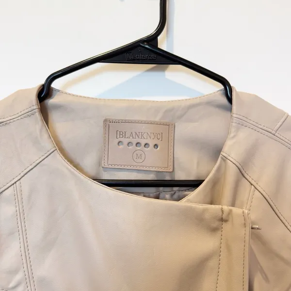 Blank NYC‎ Womens Faux Leather Moto Jacket Medium Modern Minimalist Sleek Staple - Image 3