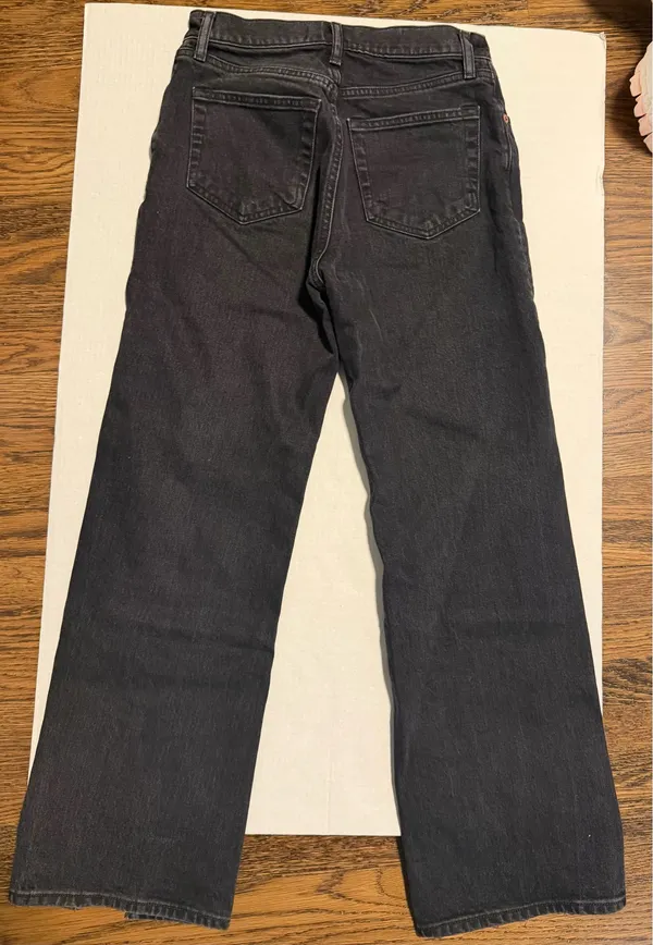 Abercrombie & Fitch Abercrombie and Fitch The 90s Relaxed Jean High Rise Split Hem Black Jeans - Image 3