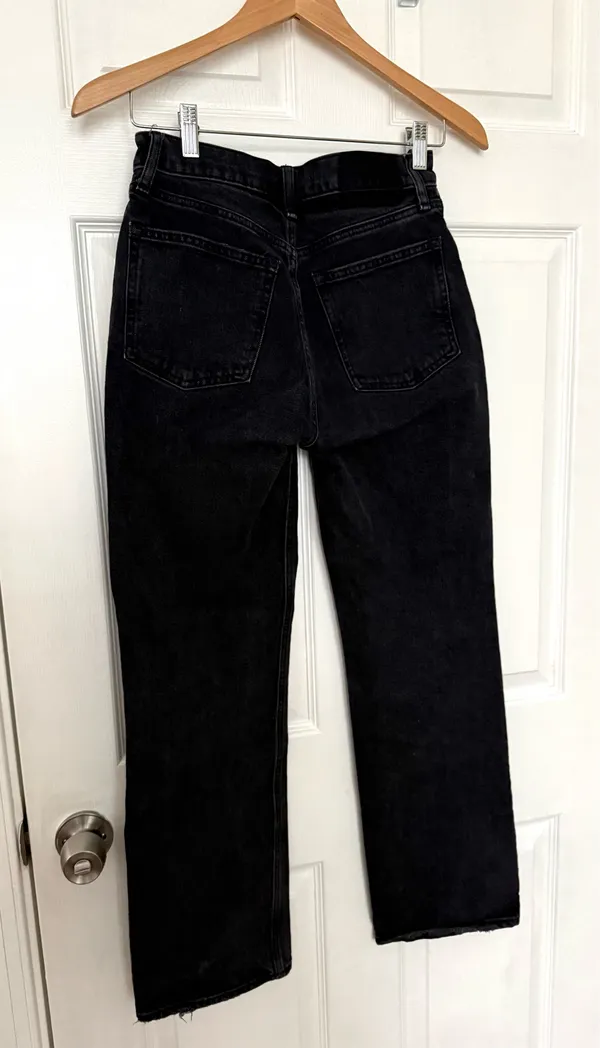 Abercrombie 90’s Low Rise Baggy Jeans - Image 9
