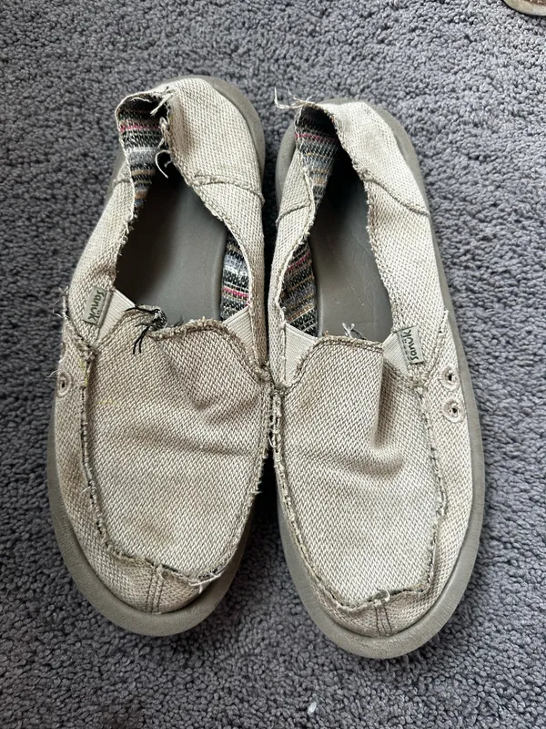 Sanuk Sandals - Image 5